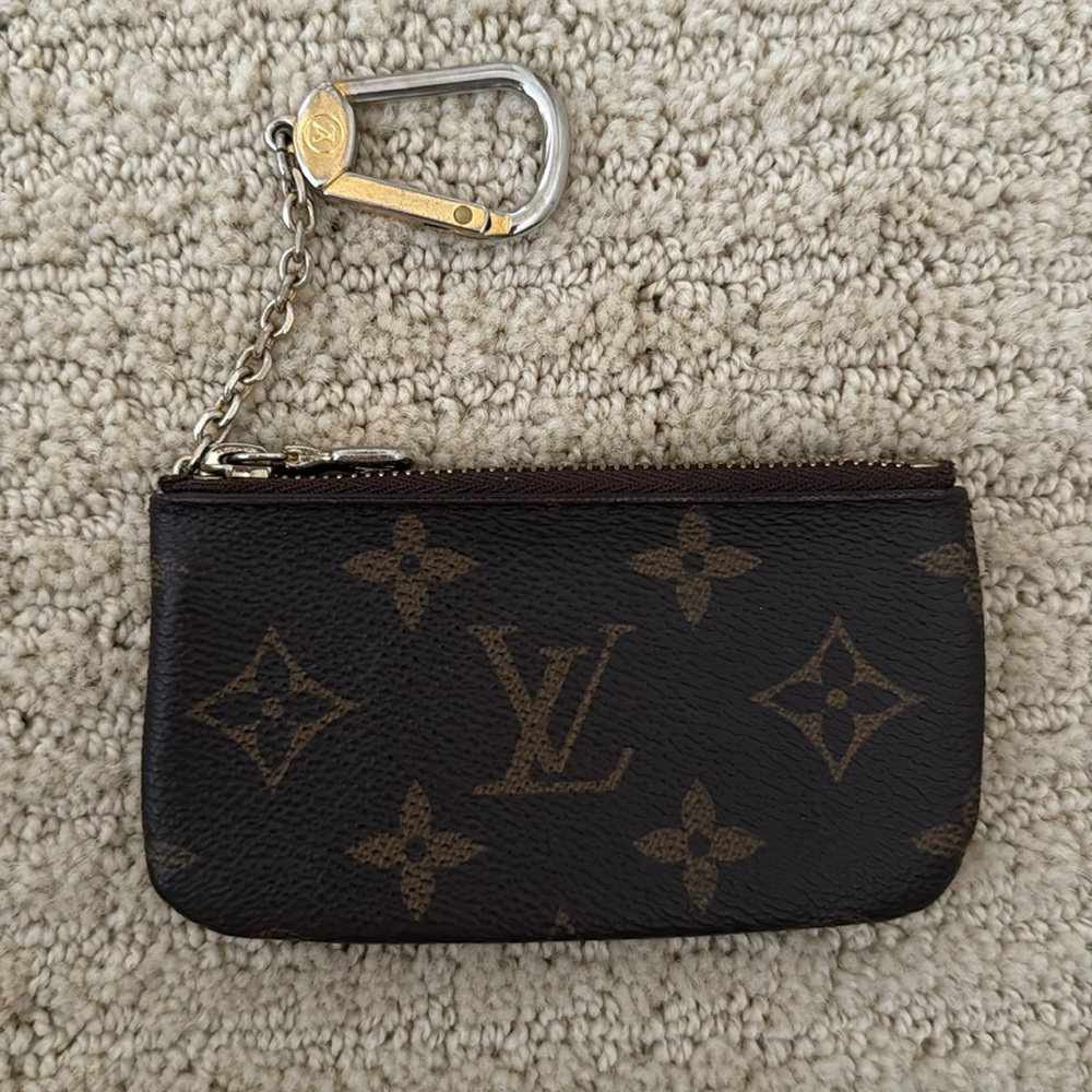 Authentic LV keypouch